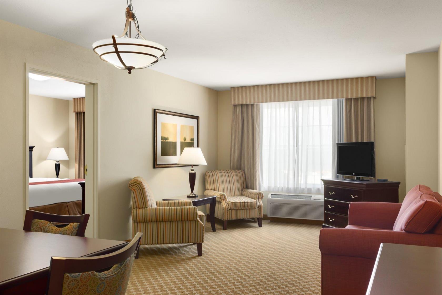 Country Inn & Suites By Radisson, Madison, Al Εξωτερικό φωτογραφία