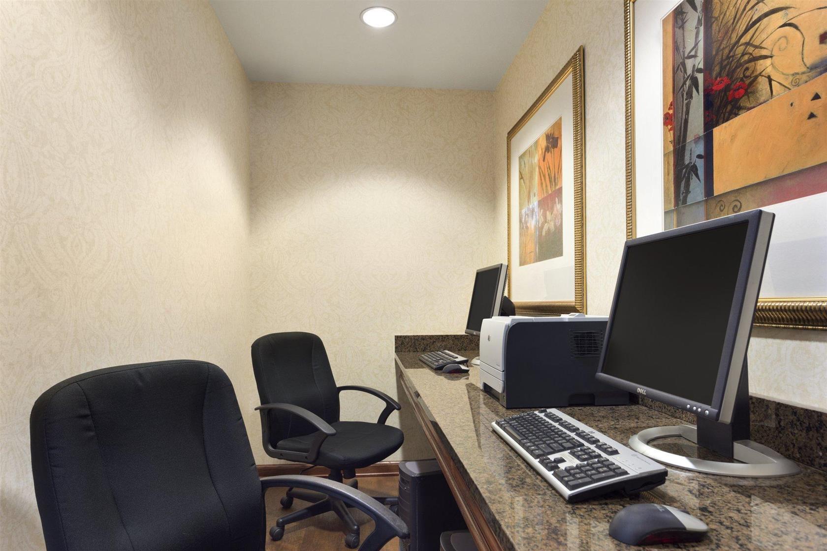 Country Inn & Suites By Radisson, Madison, Al Εξωτερικό φωτογραφία