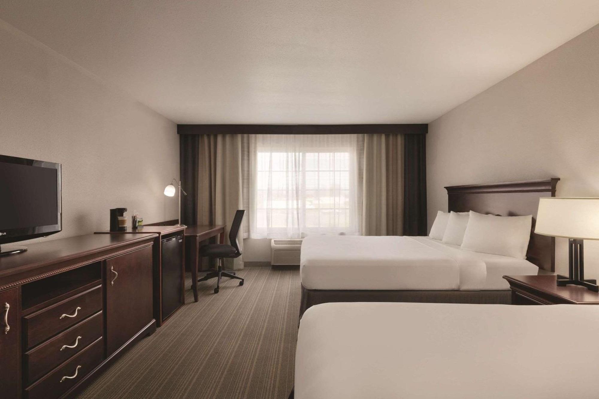 Country Inn & Suites By Radisson, Madison, Al Εξωτερικό φωτογραφία